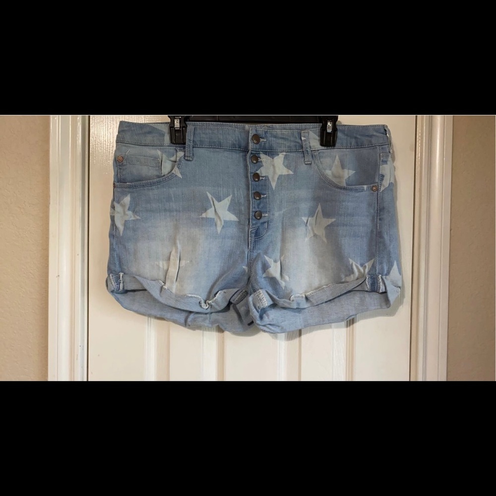 Blue denim shorts with stars